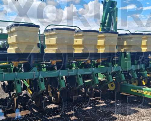 Jd 1740 18/52, 2010, Precision Planting Vset y Delta Force.
