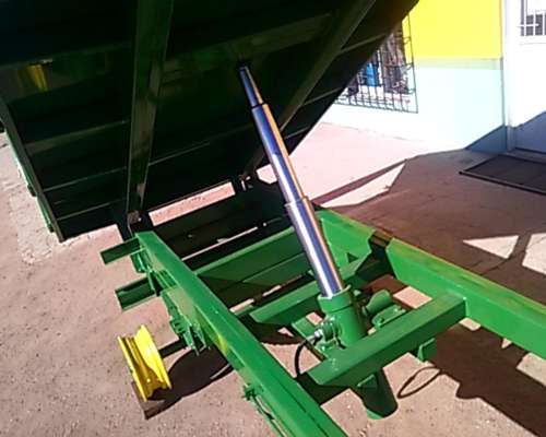 Acoplado Volcador 4 TN. D/trasera Lecar