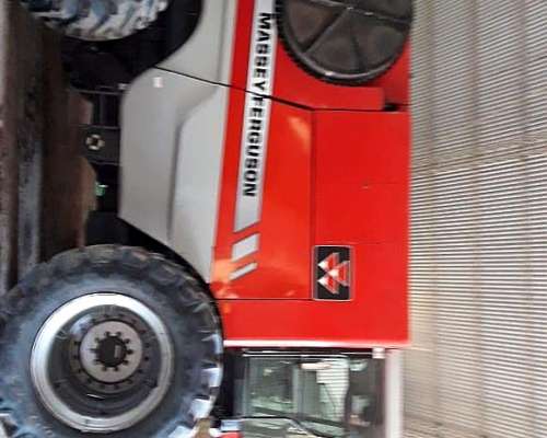 Cosechadora 9895 Massey Fergusson con Draper de 40 Pies