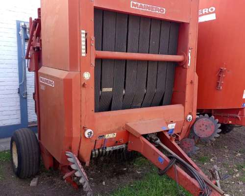 Rotoenfardadora Mainero Mod 5880 año 2009