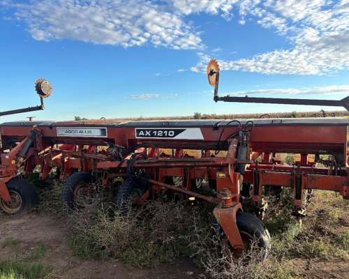 Sembradora Agco Allis AX1210