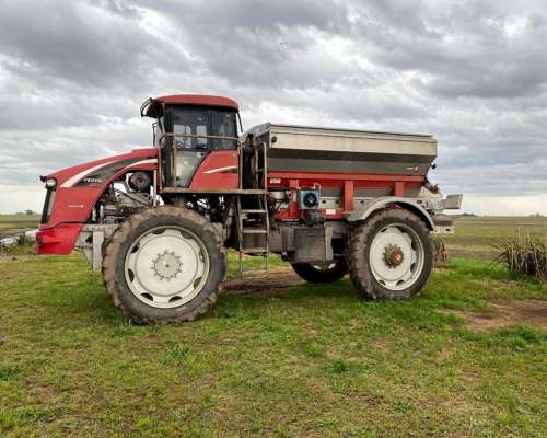 Fertilizadora Fertec Fertil 824. Buen Estado.