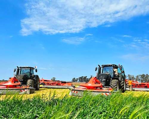 Valtra Serie S294 con Levante Delantero.