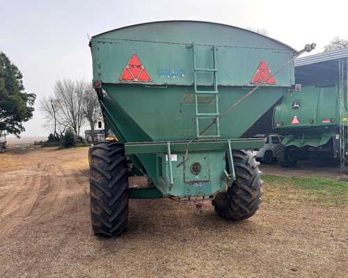 Tolva Autodescargable Marca Ombu 22 TN con Balanza
