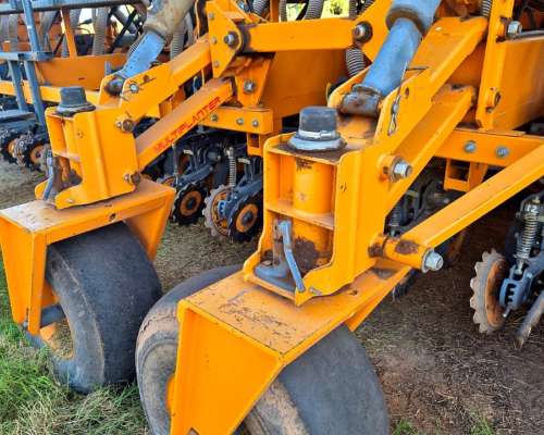 Sembradora Fabimag Multiplanter 20 a 52 Neumatica Doble Fert