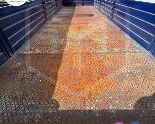 Ford Cargo 1517 Modelo 2003 Balancin con Carroceria