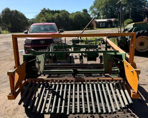 Arrancadora de Papas Agrotec LSP de 2 Surco con muy Poco USO