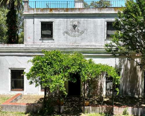Campo Agrícola con Casco en Zarate