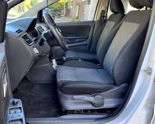 Liquido Volkswagen Suran 1.6 Imotion Highline 110cv AT.