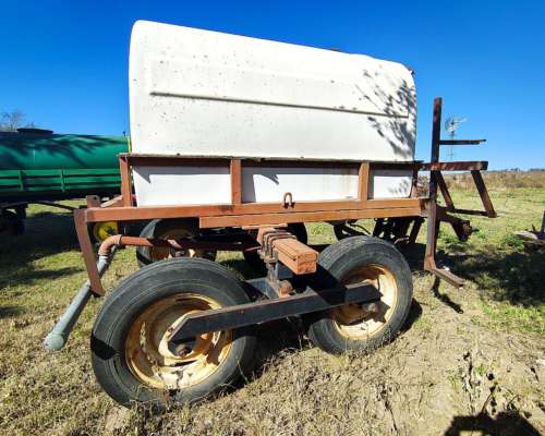 ☀️🌾↗️ Vendo Tanque 2.200 Lts Regador