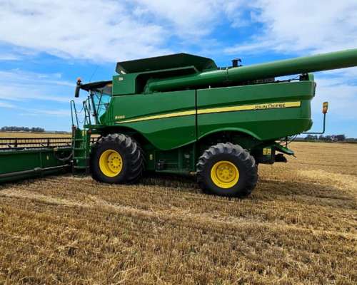 Cosechadora John Deere S660, año 2018