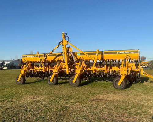 Tx Mega GEN3 24/42 Amarillo Sembradora para Granos Gruesos