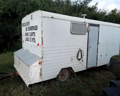Casilla Dos Camas con Baño, Cocina y Heladera