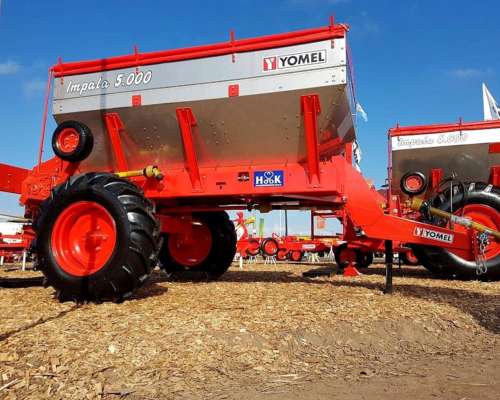 Fertilizadora Yomel Impala 5000 Acero - Nueva