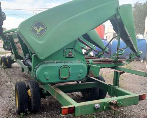 Cabezal Maicero John Deere 12 Surcos a 52 cm