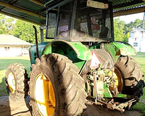 John Deere 5090 e