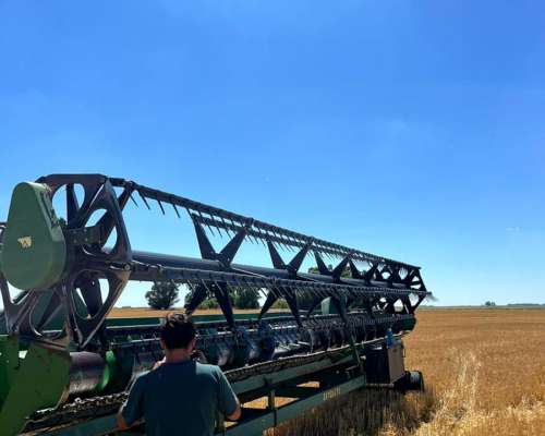 Cosechadora John Deere 9650 30 Pies año 2008.