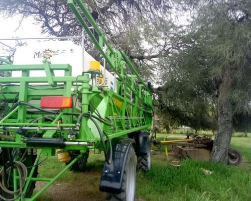 Pulverizador Metalfor 2800 año 2010