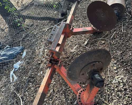 Arado Bordeador Surcador 3 P Gian Benedeti 45