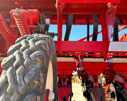 Sembradora Crucianelli Gringa V 24-42cms