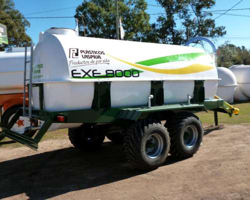 Estercolera 8000 Litros - Balancin - Plasticos Laspiur SRL