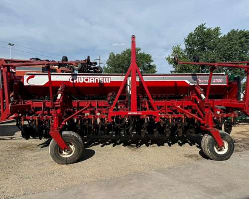 Sembradora Crucianelli Pionera 3520 año 2012