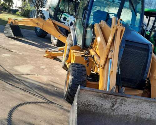 Retroexcavadora Case 580m