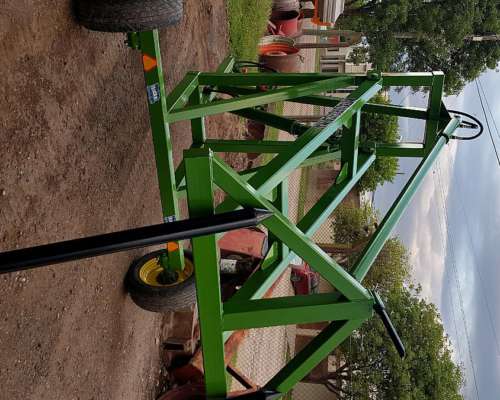 Elevador de Rollos con Piston Cabeceo