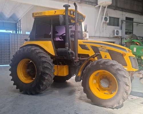 Tractor Pauny 250a, 150 HP, 4wd, Paton, 2015