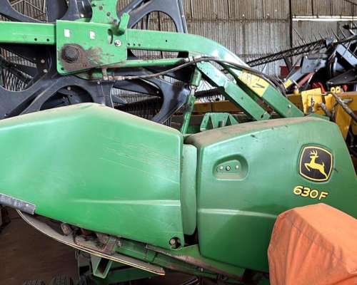John Deere 9570 STS con Plataforma 630 Flex