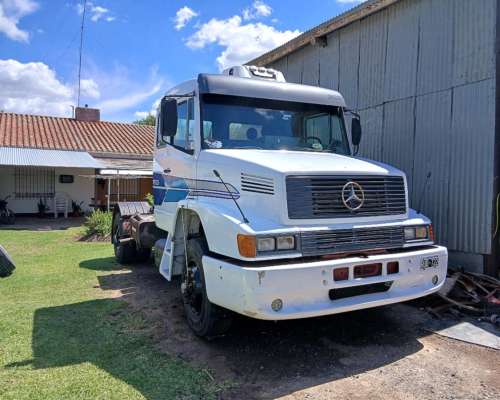 Mercedes Benz 1935 año 1992 Tractor