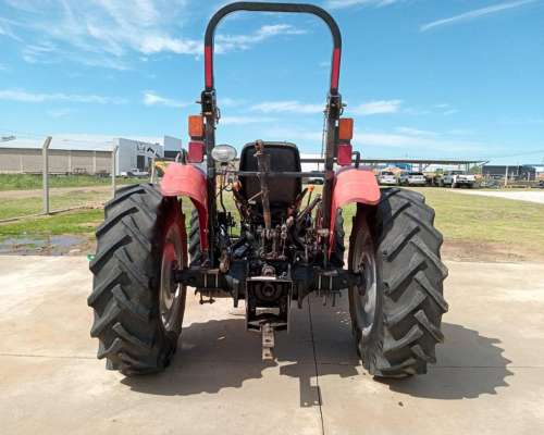 Case IH Farmall 55 a - año 2016