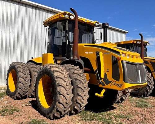 Tractor Pauny 580 Bravo 18.4x38 Dual