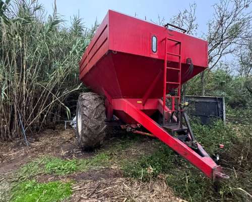 Vendo Tolva Auto Descargable Usada