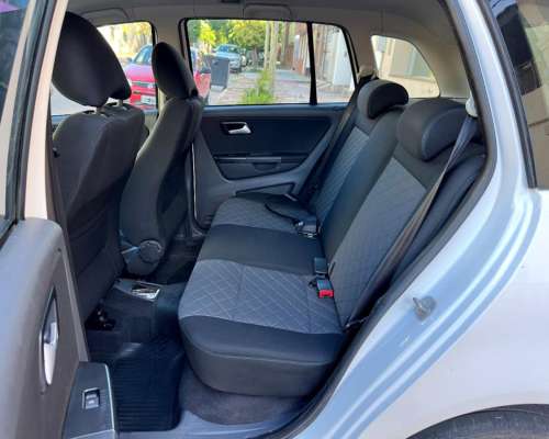 Liquido Volkswagen Suran 1.6 Imotion Highline 110cv AT.