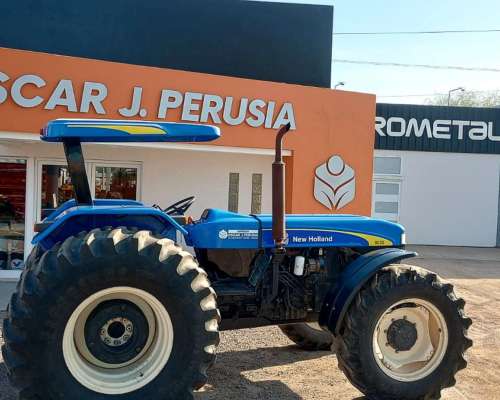 Tractor New Holland 8030 con Toldo