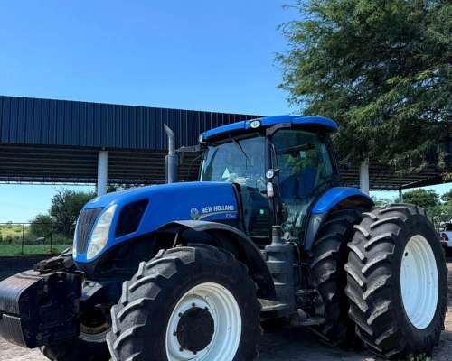 Tractor New Holland T7. 215 Dual C/piloto