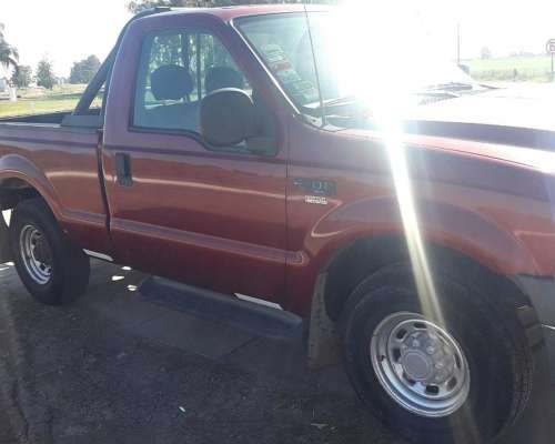 Camioneta Ford F100 año 2007