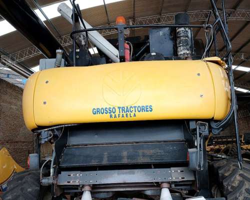 Cosechadora New Holland CR9060 Usada - Patona