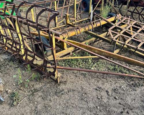 Rastra de Dientes Balanzon con Rabasto Hidraulico