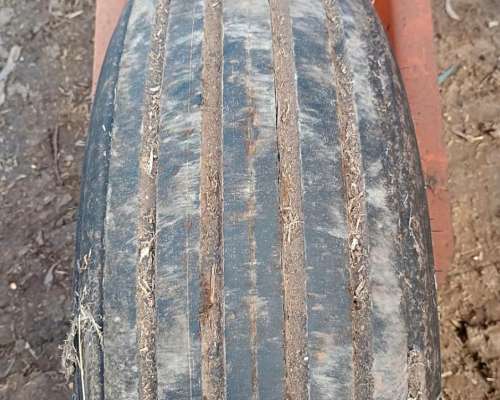 Fertilizadora Sefo Mod ECO 3000, con Balanza .