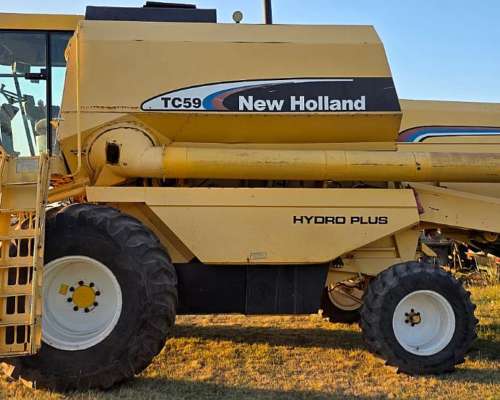Cosechadora New Holland TC 59 2006 -