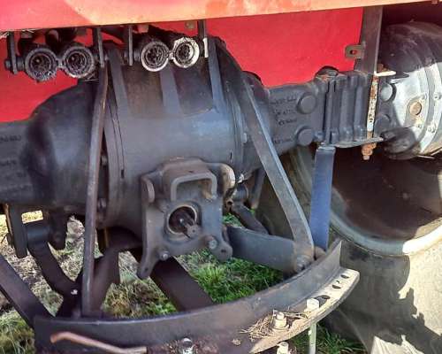 Massey Ferguson 1095, con Desmalezadora de Arrastre de 1,5 M