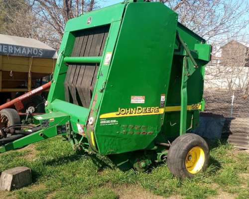 Vendo Arrolladora John Deere.