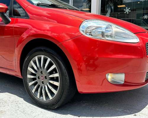 Punto 1.8 Manual HLX con Techo Panorámico año 2008 Unico