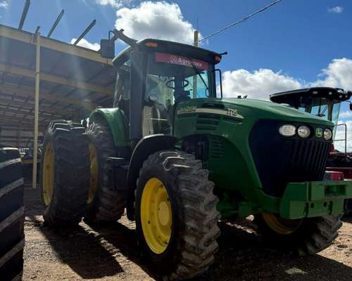 Tractor John Deere 7715