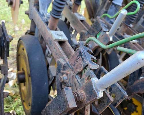 Sembradora Dumaire Grano Fino 710 de 27 a 21 cm