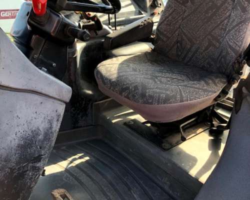 Tractor New Holland TM 135