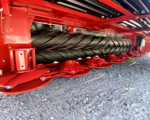 Segadora Acondicionadora Case IH Dc135, Ancho de Corte 4 Mts