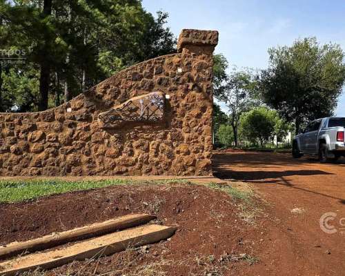 Venta de Terreno en Club de Campo los Agapantos, Apostoles,
